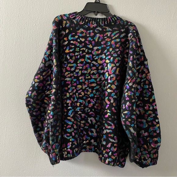 AndTheWhy Los Angeles Graphic Leopard Sweater - Picture 5 of 7